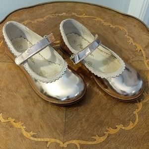 Mini Boden girls dress shoes